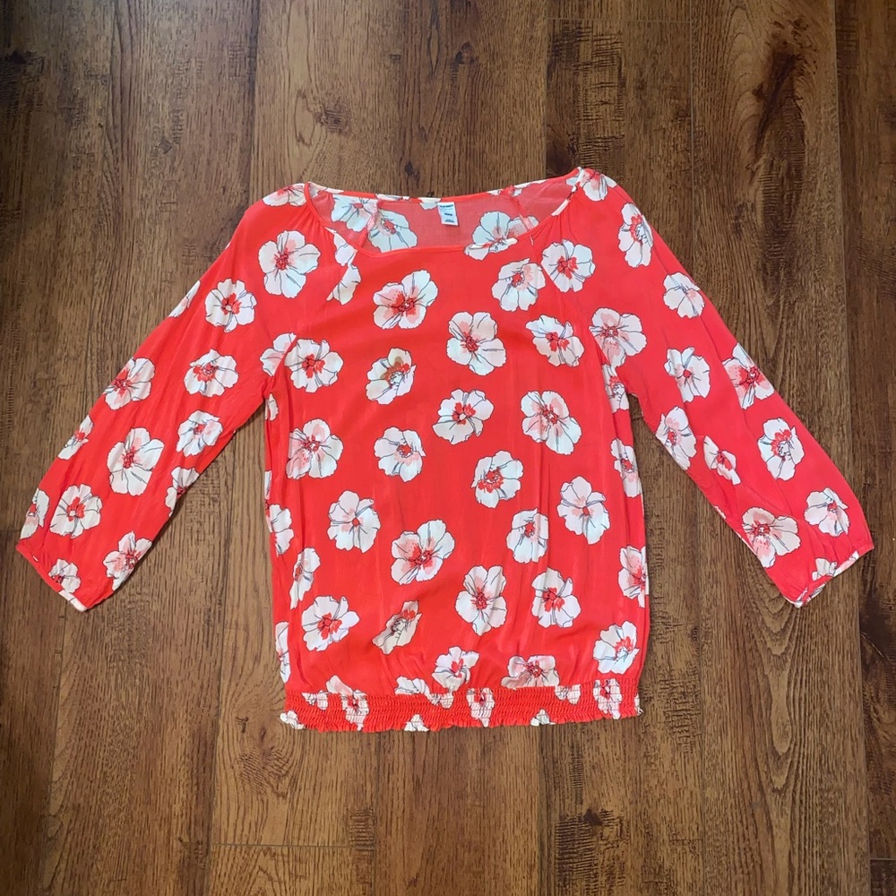Floral pink top